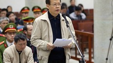 Bị cáo Phùng Đình Thực tự bào chữa trước tòa sáng 14.1