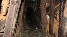 Hầm địa đạo của "thiếc tặc".