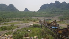 Xin làm dự án nhà máy xử lý, sản xuất phân vi sinh nhưng hộ dân được cấp phép lại đổ trộm rác thải