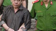 Thi Danh lãnh án tử hình vì tham ô tài sản
