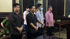 Các bị cáo tại phiên tòa.