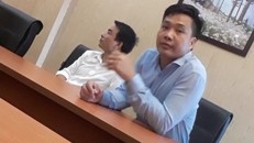 Ông Bùi Quốc Huy (áo xanh), Giám đốc Công ty TNHH Đầu tư Quốc tế Mai Linh - chi nhánh Đồng Nai (áo xanh) được xác định là người đã hành hung 2 phóng viên 
