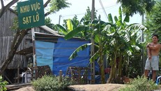 Tình trạng sạt lở vào mùa mưa lũ đang ảnh hưởng trực tiếp đến sinh kế người dân các tỉnh ĐBSCL.