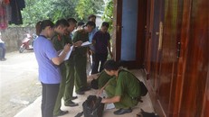 Lực lượng chức năng khám nghiệm hiện trường (Ảnh: Báo Cao Bằng).