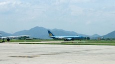 Đường băng 1B sân bay Nội Bài (Hà Nội) tiếp tục xuống cấp, đứng trước nguy cơ đóng cửa