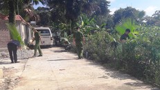 Lực lượng chức năng tỉnh Hà Tĩnh khám nghiệm hiện trường vụ nổ súng. Ảnh: Thanh Niên.