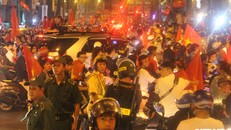 Lực lượng chức năng có mặt trên nhiều tuyến đường tại TP.HCM để đảm bảo an ninh, trật tự.