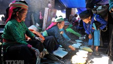 Chợ phiên vùng cao. (Nguồn: TTXVN)