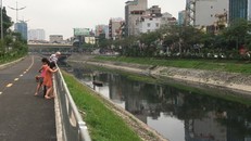 Nhiều chuyên gia cho rằng việc lấy nước sông Hồng để làm sạch sông Tô Lịch là không khả thi 