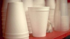  Bao bì nhựa, cố dùng một lần có thể gây ung thư cho người dùng