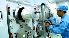 Đánh giá lại quy mô GDP làm thay đổi cơ cấu GDP, tăng tỷ trọng khu vực công nghiệp, xây dựng và dịch vụ. Ảnh: Lê Tiên