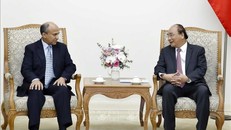 Thủ tướng Nguyễn Xuân Phúc tiếp Ngài Saud F.M Al Suwelim, Đại sứ Vương quốc Saudi Arabia tại Việt Nam. Ảnh: Thống Nhất/TTXVN