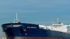 Cướp biển bắt cóc nhiều thủy thủ trên tàu của Hy Lạp ngoài khơi Togo. Ảnh: protothema.gr