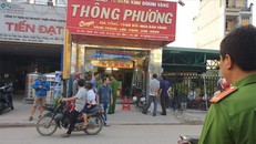 Hiện trường vụ cướp tiệm vàng.