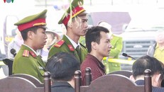 Vương Văn Hùng cho rằng mình không hiếp dâm, không giết người, chỉ phạm tội bắt cóc, chiếm đoạt tài sản.