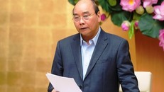 Thủ tướng Nguyễn Xuân Phúc phát biểu chỉ đạo. 