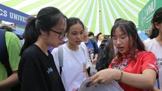 Thí sinh băn khoăn về độ phân hoá của đề thi