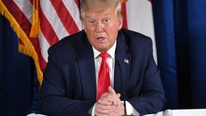 Tổng thống Mỹ Donald Trump phát biểu trong cuộc họp tại Belleair, Florida, Mỹ ngày 31/7