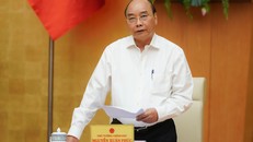 Phát biểu tại phiên họp, Thủ tướng yêu cầu các Bộ trưởng, thành viên Chính phủ thấm nhuần tinh thần chủ động, tích cực, nỗ lực vượt khó. 