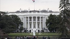 Quang cảnh bên ngoài Nhà Trắng ở Washington D.C., Mỹ. Ảnh: THX/TTXVN.