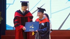 Thầy giáo 57 tuổi lấy bằng tiến sĩ Đại học Bách khoa