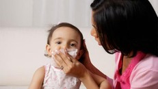 Mùa lạnh, làm gì để phòng bệnh cúm cho trẻ em?