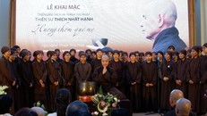 Khai mạc triển lãm sách và thư pháp của Thiền sư Thích Nhất Hạnh