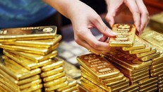 Hôm nay 1/4, giá vàng bất ngờ tăng mạnh trở lại.