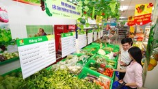 TP.HCM đang thiếu hụt một số loại hàng tiêu dùng thiết yếu 