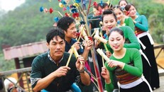 Ưu tiên bảo tồn, phát huy văn hóa truyền thống đồng bào dân tộc thiểu số