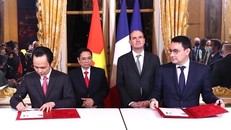Thủ tướng Việt Nam và Pháp chứng kiến Bamboo Airways ký thỏa thuận 2 tỷ Euro
