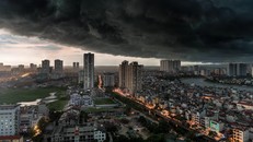 Nhiều khu vực có mưa và dông, đề phòng thời tiết nguy hiểm trên biển