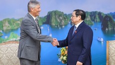 Đề nghị Viện Pasteur Paris hợp tác triển khai chiến lược nghiên cứu, sản xuất các loại vaccine