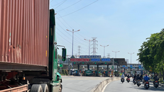 Chính phủ yêu cầu TP.HCM khẩn trương triển khai thu phí theo hình thức điện tử không dừng đối với các trạm thu phí trên địa bàn Thành phố theo đúng quy định.