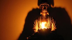 Khi nhận ra lòng người, đừng vội buồn khổ