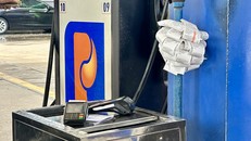 Thủ tướng yêu cầu tăng cường quản lý, sử dụng hóa đơn điện tử trong kinh doanh, bán lẻ xăng dầu