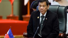 Duterte - vị tổng thống không thích mặc vest