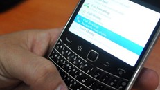 Nhiều thuê bao tố nhà mạng tự động cài hàng chục dịch vụ giá trị gia tăng cho khách hàng. Ảnh: Anh Quân