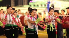 Một màn biểu diễn Xòe Thái.