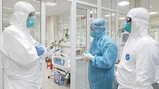 Tăng cường giám sát ca nặng, giảm tử vong khi số bệnh nhân mắc COVID-19 tăng