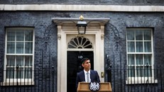 Liệu ông Sunak có thể vực dậy nước Anh? 