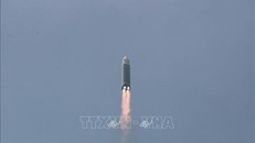 Hình ảnh do Hãng thông tấn Trung ương Triều Tiên đăng phát ngày 25/3/2022 về một vụ phóng thử tên lửa đạn đạo liên lục địa Hwasongpho-17 tại một địa điểm không xác định ở Triều Tiên. Ảnh tư liệu: AFP/TTXVN