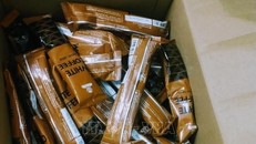 Tang vật thu giữ trong một vụ án buôn bán ma túy. Ảnh: TTXVN