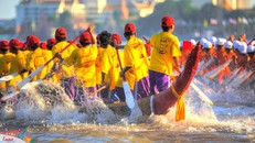 Nhiều hoạt động hấp dẫn tại Lễ hội Oóc Om Bóc của đồng bào Khmer ở Sóc Trăng