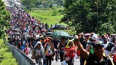 Các nước châu Âu siết chặt biên giới trước làn sóng nhập cư gia tăng bất thường