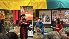 Các diễn giả trao đổi tại tọa đàm "Phong vị tết xưa Hà Nội". 