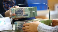 Lãi suất tiết kiệm chưa dứt đà giảm