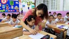 Đề xuất chính sách thu hút giáo viên cho một số bộ môn khó tuyển