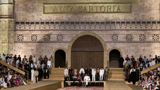 Di sản thủ công Sardinia trở thành điểm nhấn tại show diễn của Dolce & Gabbana