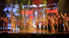 Bồi dưỡng tình yêu quê hương từ sân khấu kịch